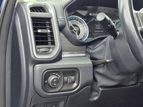 Used 2022 RAM 1500 Limited AWD/4WD image 20