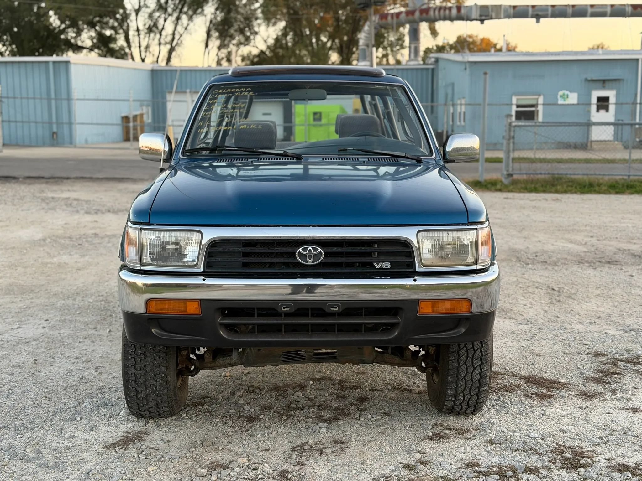 Used 1992 Toyota 4Runner SR5 AWD/4WD image 2