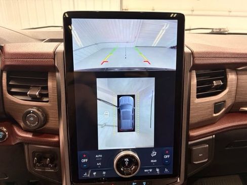 Used 2022 Ford Expedition Max Limited AWD/4WD image 18
