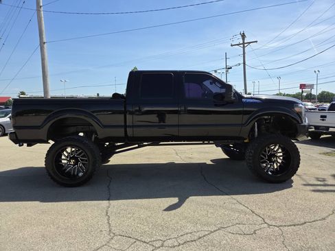 Used 2016 Ford F250 Lariat w/ Lariat Ultimate Package AWD/4WD image 8