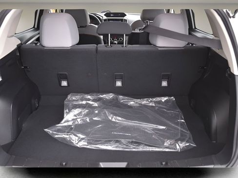 Used 2023 Subaru Crosstrek 2.0i Premium image 21