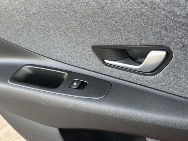 Used 2024 Hyundai Elantra Limited FWD image 25