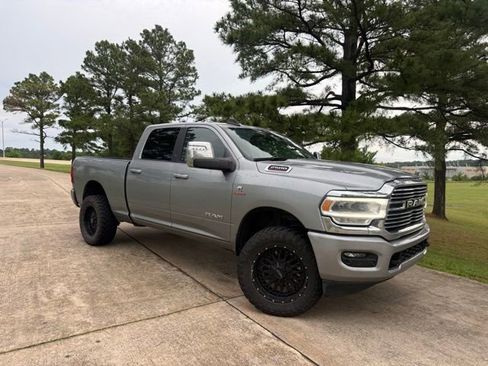 Used 2024 RAM 2500 Laramie AWD/4WD image 7
