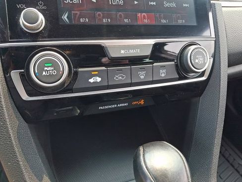 Used 2020 Honda Civic Sport image 16