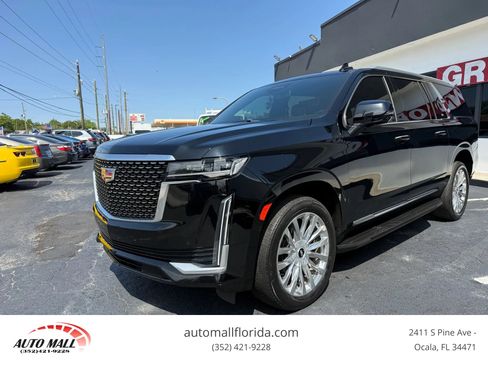 Used 2022 Cadillac Escalade ESV Luxury image 1
