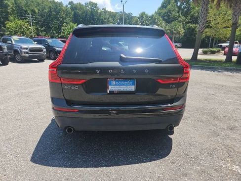 Used 2020 Volvo XC60 T5 Momentum FWD image 5