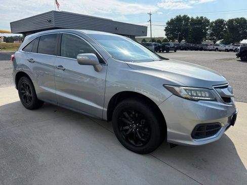 Used 2018 Acura RDX AWD w/ Technology Package image 4
