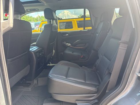 Used 2019 Chevrolet Tahoe Premier AWD/4WD image 18