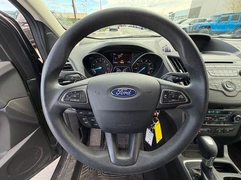 Used 2017 Ford Escape SE w/ SE Cold Weather Package image 13
