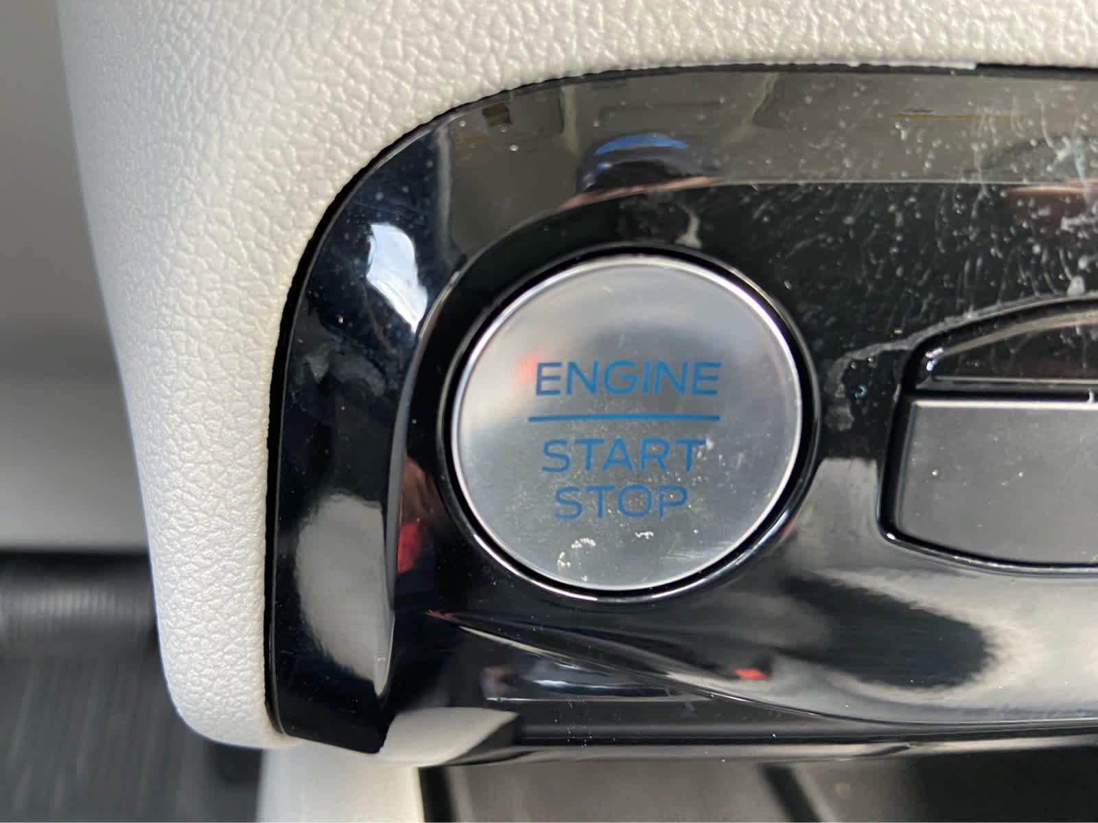 Used 2026 Ford Escape SE w/ PHEV Premium Package FWD image 26