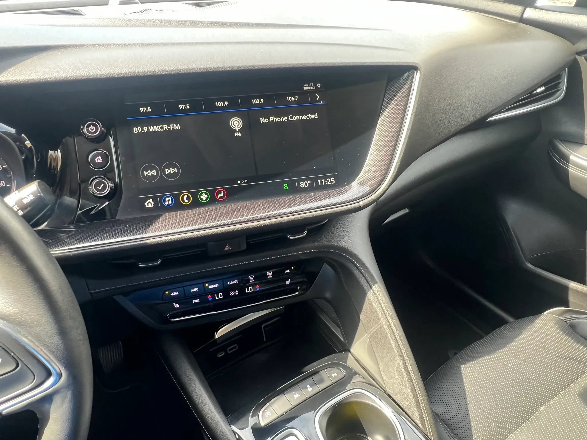 Used 2023 Buick Envision Essence FWD image 24