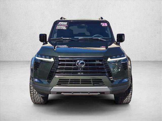 Used 2025 Lexus GX 550 AWD/4WD image 2