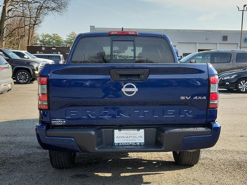 Certified 2022 Nissan Frontier SV image 6