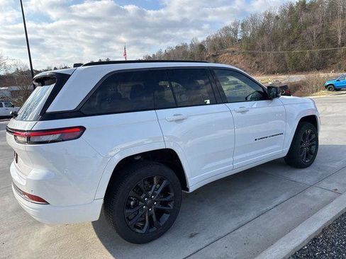 New 2026 Jeep Grand Cherokee Limited Reserve image 5