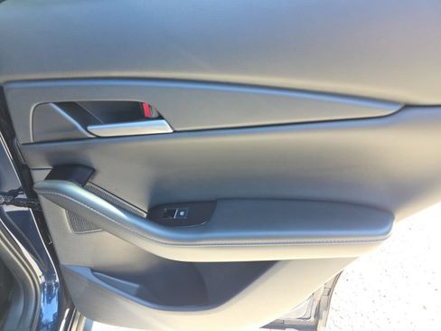 Certified 2025 MAZDA CX-30 AWD 2.5 S w/ Select Sport Pkg image 19