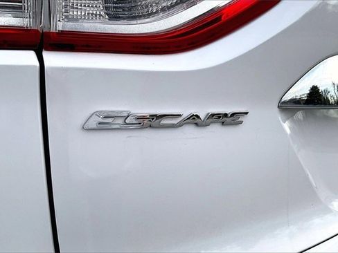 Used 2014 Ford Escape Titanium w/ Equipment Group 401A image 23