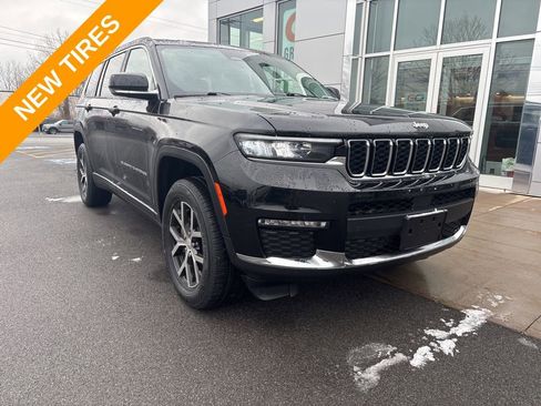 Used 2023 Jeep Grand Cherokee L Limited AWD/4WD image 1
