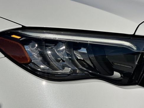 Used 2025 Mercedes-Benz E 350 4MATIC Sedan image 11