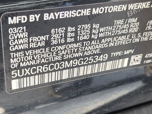 Used 2021 BMW X5 xDrive40i w/ Premium Package AWD/4WD image 32