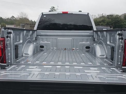 Used 2025 Ford F150 XLT w/ Equipment Group 301A Standard image 12