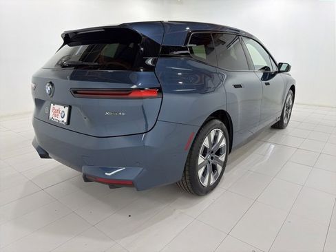 Used 2026 BMW iX xDrive45 image 5