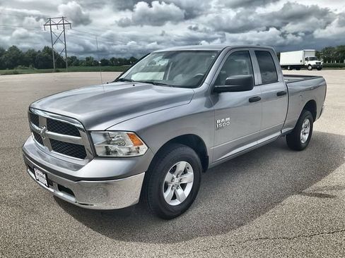 Used 2024 RAM 1500 Classic SLT RWD image 10