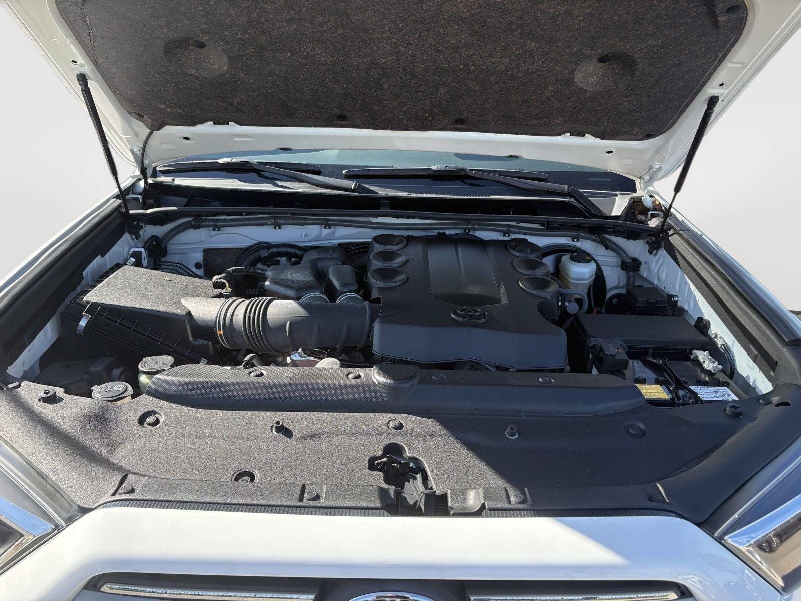Used 2022 Toyota 4Runner SR5 RWD image 23