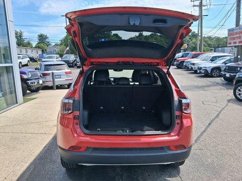 Used 2023 Jeep Compass Limited AWD/4WD image 34