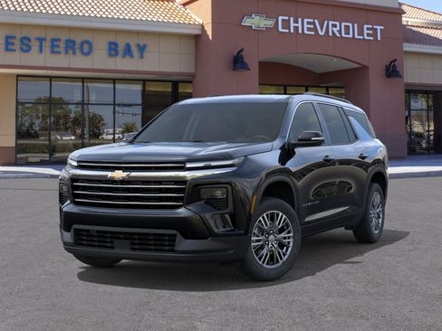 New 2026 Chevrolet Traverse LT w/ LPO, Floor Liner Package FWD image 30