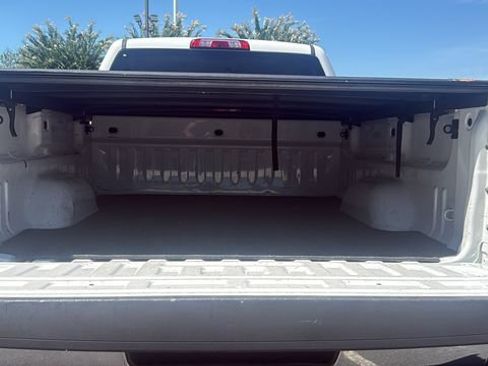 Used 2016 GMC Sierra 1500 SLE RWD image 10