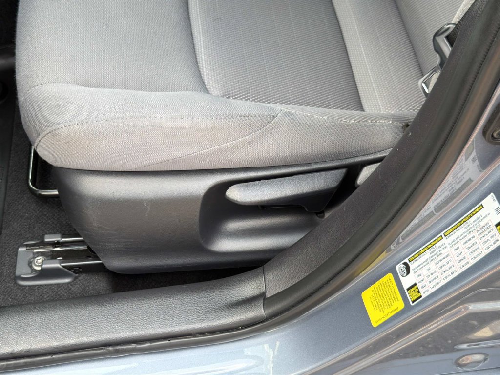 Used 2026 Toyota Corolla SE FWD image 20