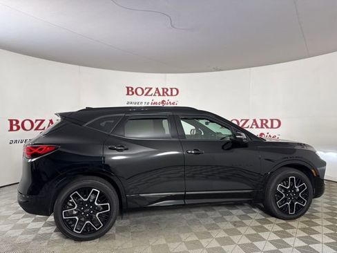 Used 2023 Chevrolet Blazer RS w/ Driver Confidence II Package image 9