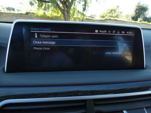 Used 2022 BMW 745e xDrive image 60