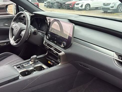 Used 2024 Lexus RX 500h F Sport w/ Convenience Package image 14
