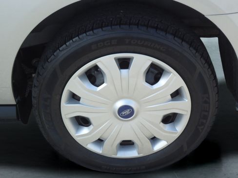 Used 2022 Ford Transit Connect XLT FWD image 9