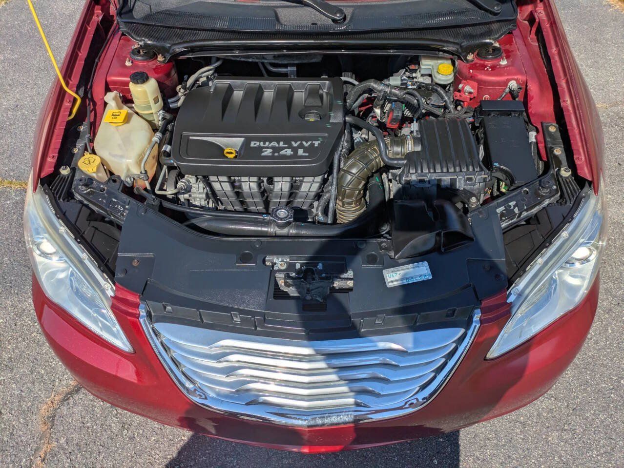 Used 2012 Chrysler 200 Touring FWD image 36