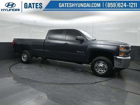 Used 2017 Chevrolet Silverado 2500 W/T AWD/4WD image 1