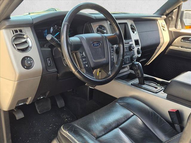 Used 2015 Ford Expedition EL XLT w/ Equipment Group 202A RWD image 9