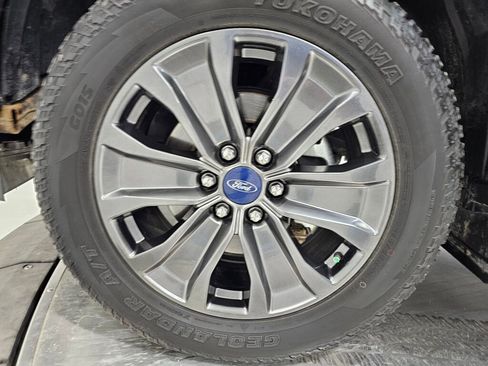 Used 2018 Ford F150 Lariat image 10