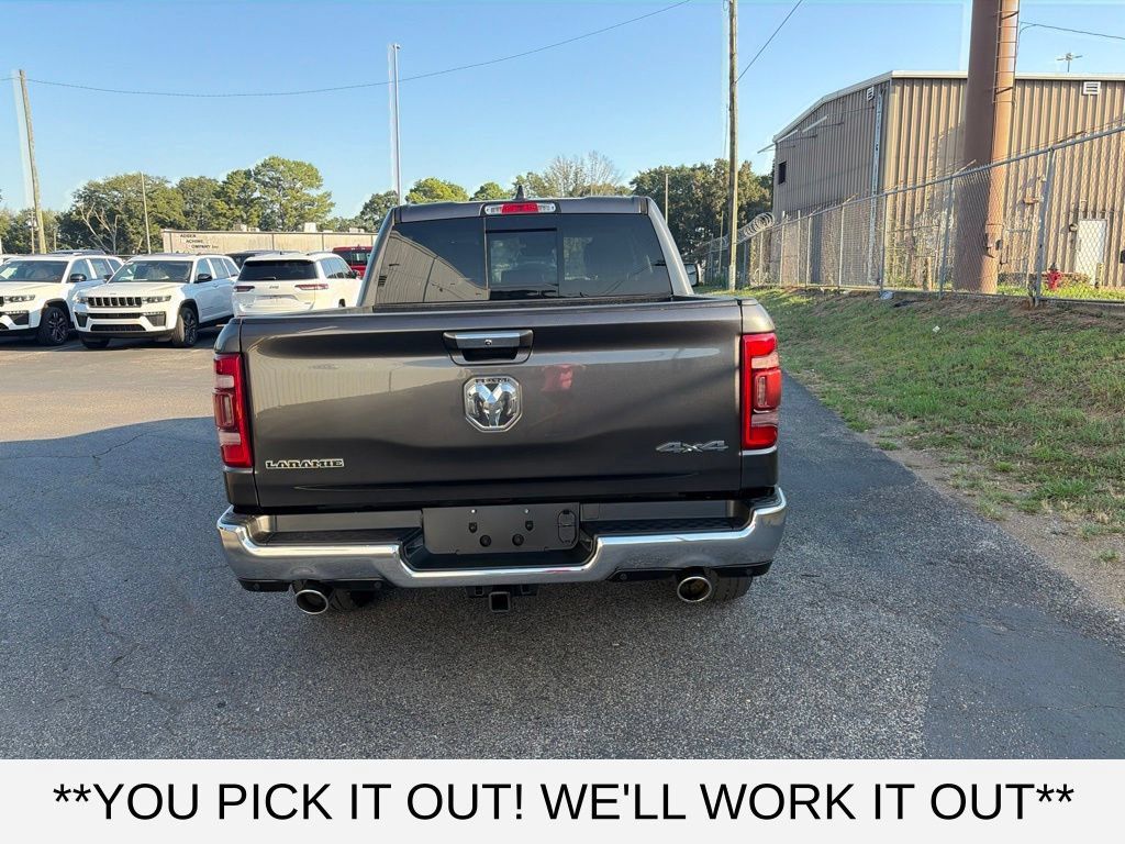Used 2022 RAM 1500 Laramie AWD/4WD image 5