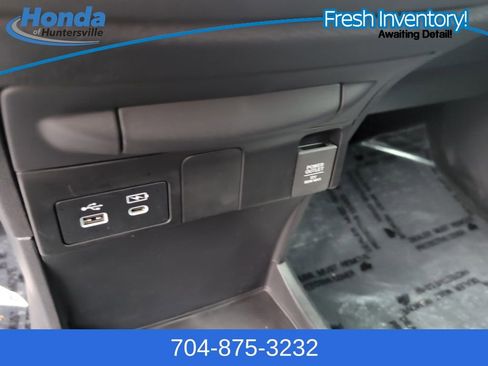 Used 2025 Honda Odyssey Sport-L image 26