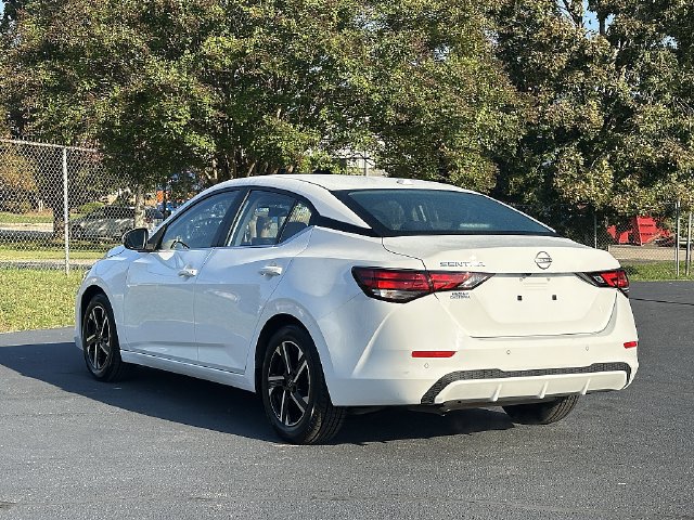 Used 2025 Nissan Sentra SV FWD image 5