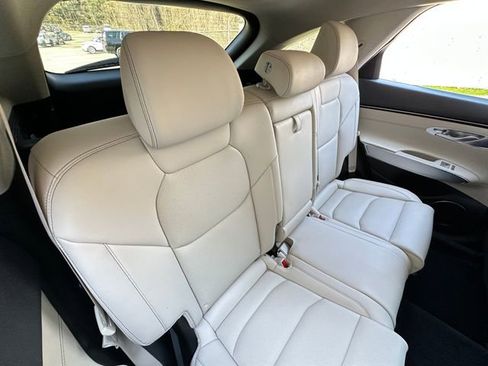 Used 2023 Genesis GV70 2.5T w/ Select Package image 34