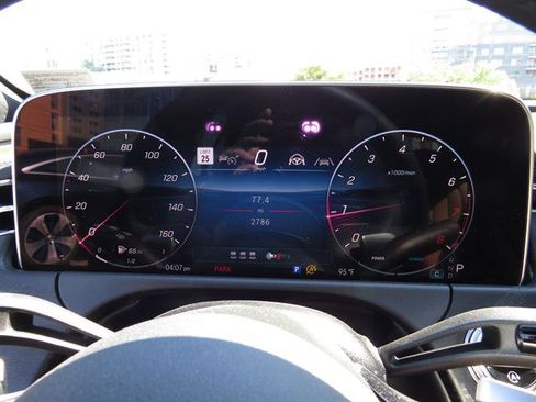 Used 2026 Mercedes-Benz E 350 4MATIC Sedan image 12