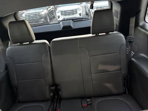 Used 2019 Chevrolet Traverse LT w/ LT Premium Package image 9