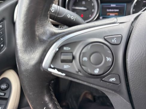 Used 2020 Buick Envision Essence image 22