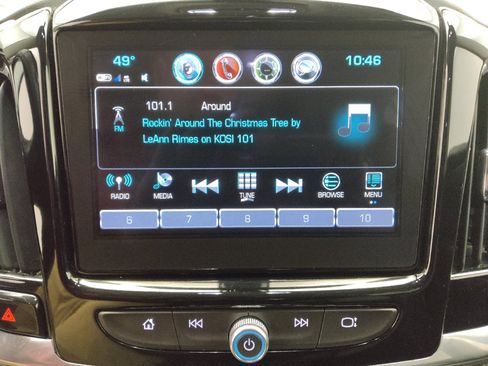 Used 2019 Chevrolet Traverse LT image 25