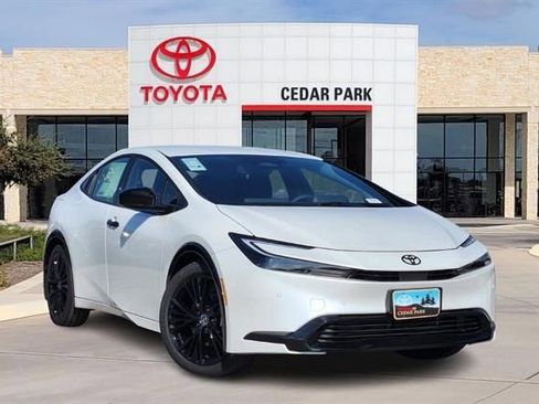 New 2026 Toyota Prius Plug-In Hybrid FWD image 1