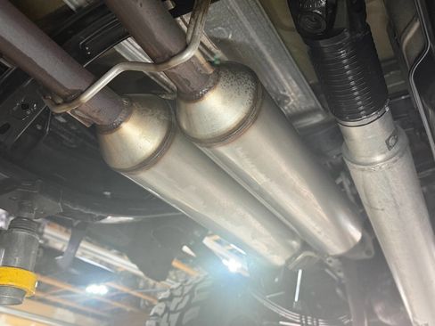 Used 2018 Toyota Tundra Limited w/ Limited Premium Package image 32