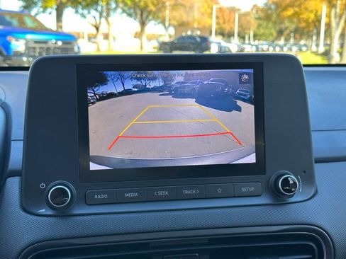 Used 2022 Hyundai Kona SEL w/ Convenience Package image 32